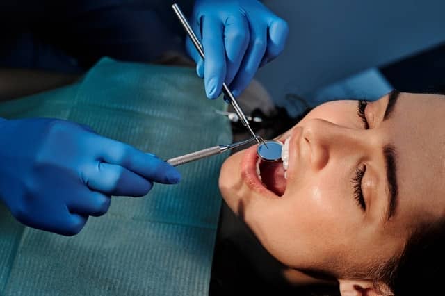 How Do Dentists Take Precautions in Corona?